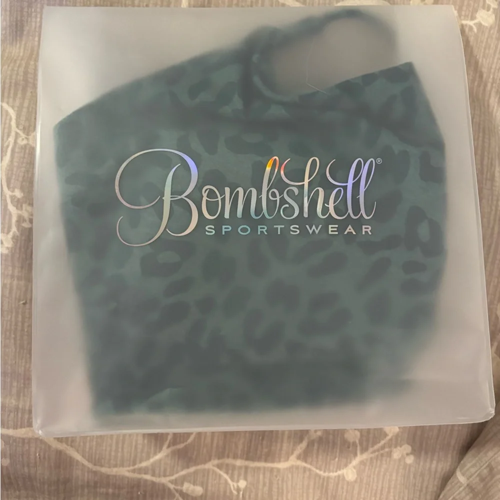 ❌❌SOLD❌❌Bombshell Bra - Picture 5 of 6